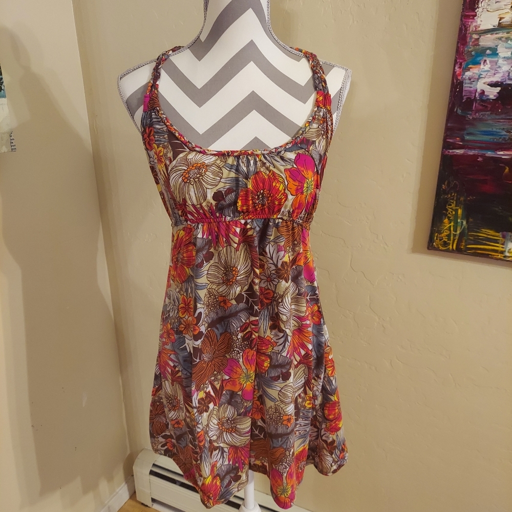 Vanity Flowery Tank